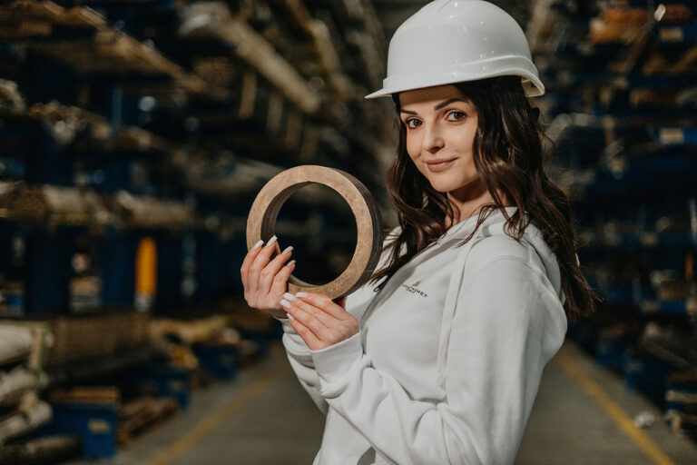 Certyfikowany producent wyrobów metalowych – precyzyjna obróbka i profile aluminiowe na wymiar